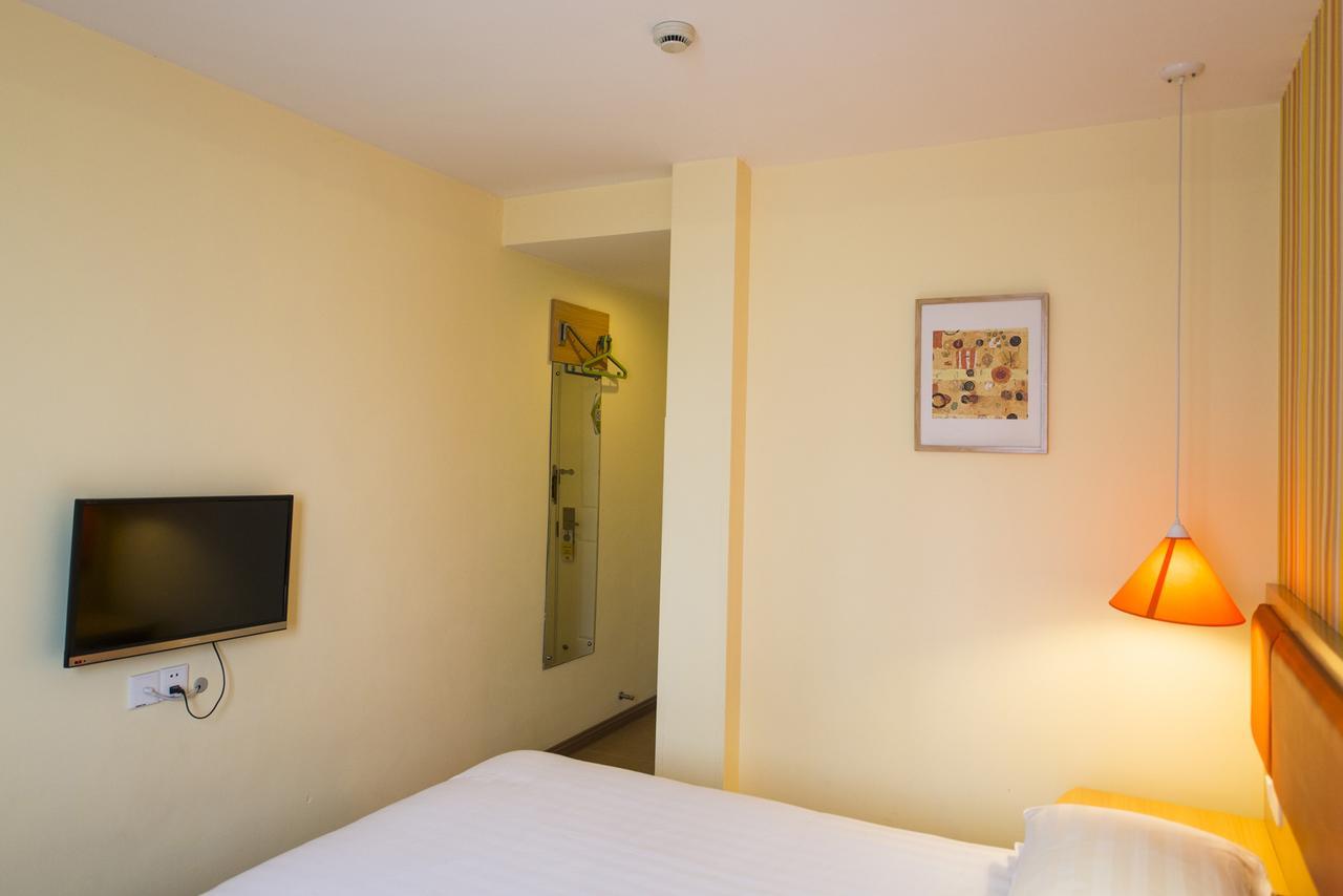 Home Inn Beijing Yansha East Sanyuan Bridge Εξωτερικό φωτογραφία